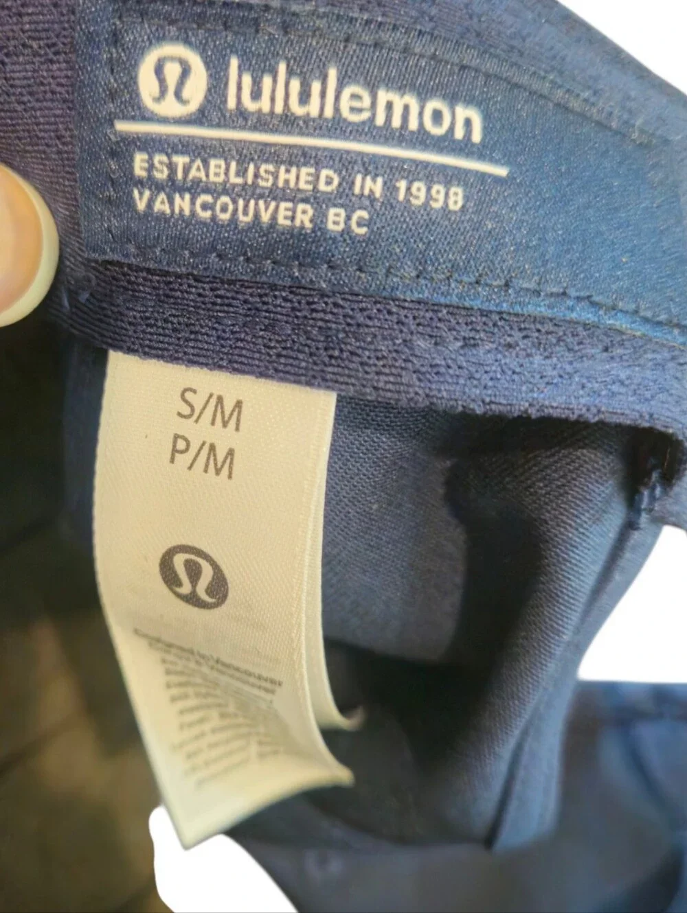 *Lululemon Structured Classic Ball Cap 98 Navy Gold S/M